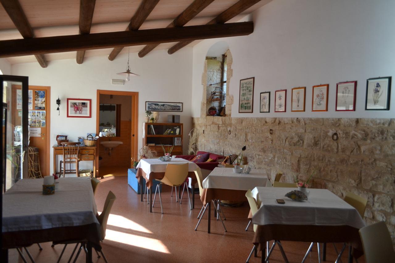 Dimore Del Valentino Sampieri Bagian luar foto